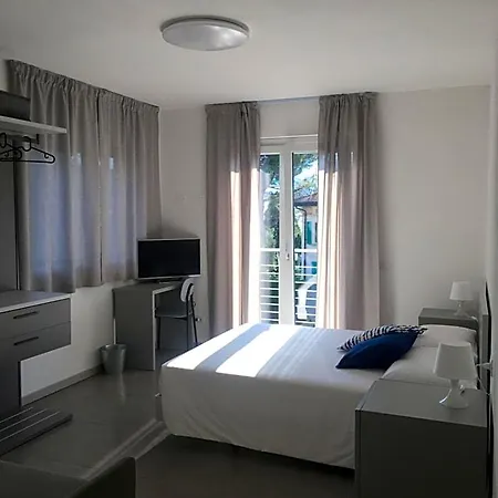 Couette-café Tramonti E 3*