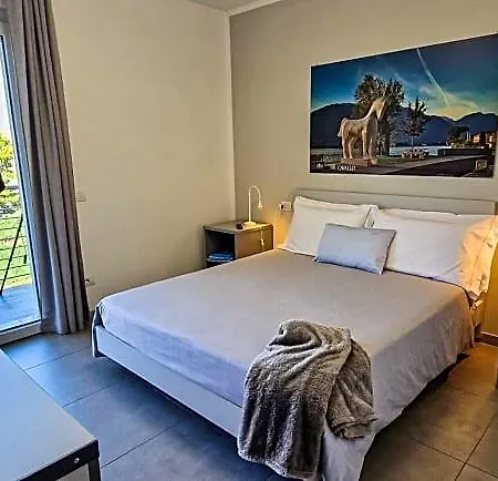 Tramonti E B&B 피소그네
